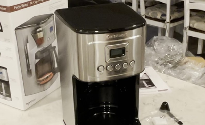 cuisinart coffee maker clock not working